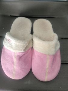 Bathroom Slipper Lightly Used