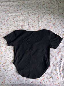 Black pattern crop tops