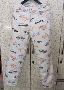 H&amp;M COCA COLA LOGO PRINTED DENIM