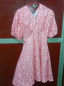 Chic Pink Floral Mini Dress
