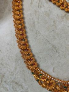 Traditional Gold Necklace Set