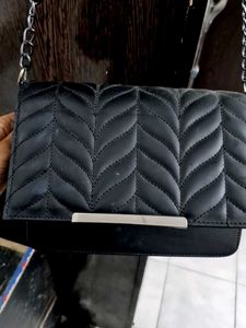 Chic Quilted Black Crossbody Bag