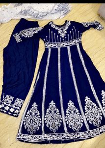 Elegant Navy Blue Embroidered Kurta Set