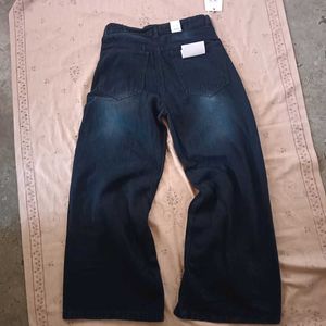 Stylish Black Jeans with Striped Detail