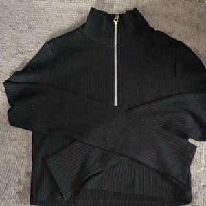 H&amp;M Black Ribbed Half-Zip Mock Neck Top