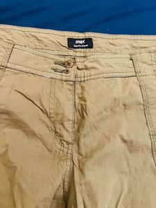 Olive Cargo Capris