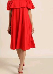 Chic Off-Shoulder Red Dress