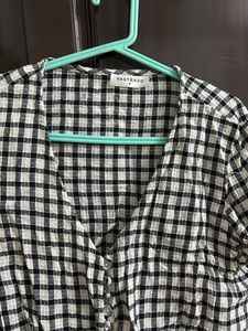 Pretty Check Top With Tying Style For Sale