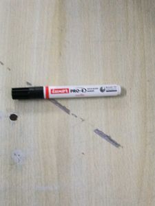 NEW BLACK LUXOR WHITE BOARD MARKAR
