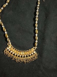 Elegant Floral Statement Necklace