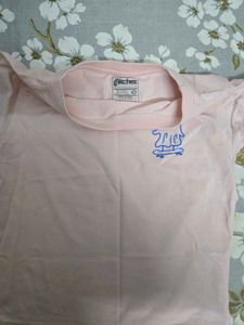 Cute Pink Ghost Skateboard T-Shirt