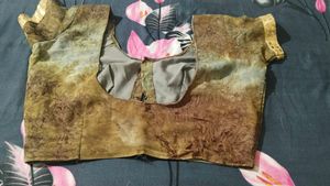fix rate beautiful soft sari with blouse