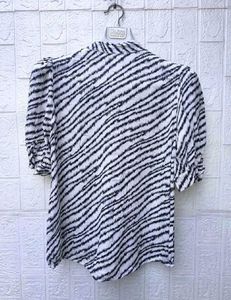 New with tag Korean Stylish Zebra Print Bow Blouse