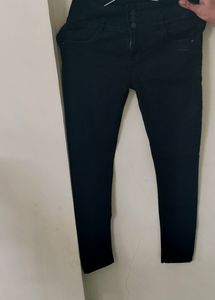 Black Skinny Jeans For Women