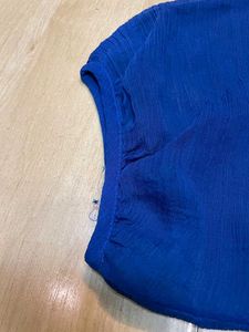 HOLLISTER TOP + ZARA DENIM JEANS COMBO