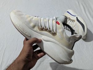 Adidas Bounce Sneakers