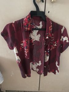 Stylish Printed Cropped Shirt