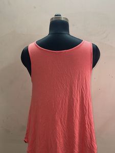 Coral V-Neck Sleeveless Top