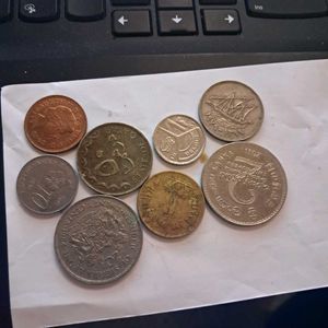 Collection of 8 vintage coins