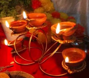 Elegant Shining Golden 5 Diya For A Special Look