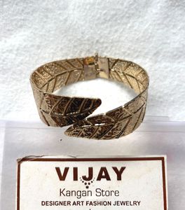 Elegant Leaf bracelet/leaf design bangle bracelet