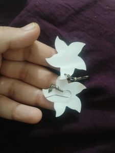 White Flower Earrings with Red Gem
