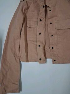 Lightweight Cropped Utility Jacket