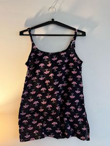 [NEW] Short Black Floral Kurti