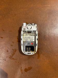Motorola V300 Vintage Flip Phone