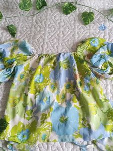 Athena Floral Print Tie-Up Crop Top