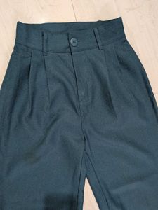 Stylish Wide-Leg Trousers