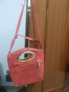 Pink Hand With Celling Beg Like New But Use Bahut