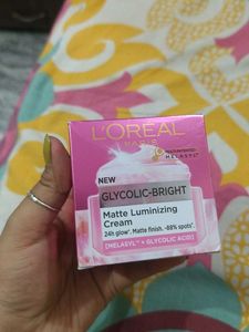 L'Oreal Glycolic-Bright Cream