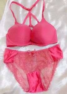 brand newVictoria's Secret Pink bra with brief