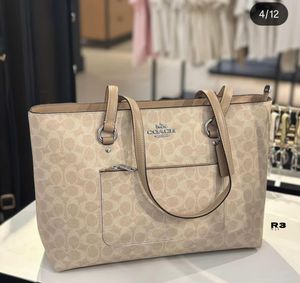 Coach Signature Tote Bag