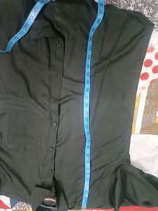Full Sleeve Black Shirt For Men In L Size