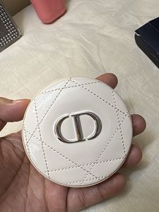 Dior Compact luminizer