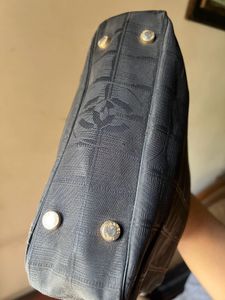 Chanel vintage canvas handbag