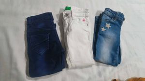 A bundle of Jeans 👖 3pc