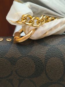 Coach Signature Coffee Brown 🤎