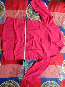 Vibrant Pink V-Neck 3/4 Sleeve Top