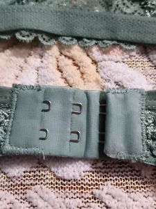Women's Lace Bralette &amp; Panty Set