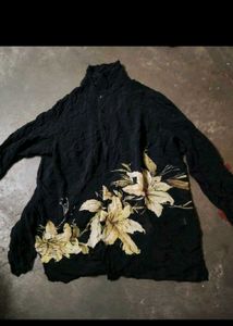 Chic Black Floral Print Button-Up Shirt