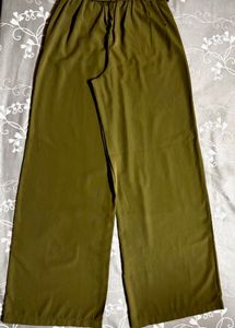 FOREVER 21 Flared Belted Trousers