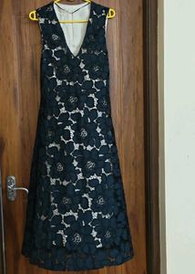 Elegant Black Lace Midi Dress