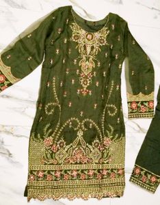 Pakistani Designer Olive Embroidered Kurta S