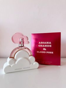 Ariana Grande Cloud Pink Perfume