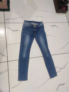 Girl's Jeans