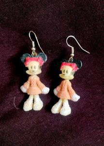 Minnie Mouse Dangle Earrings