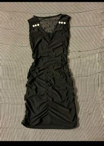bundle of clothes ( 8 dresses for 499)